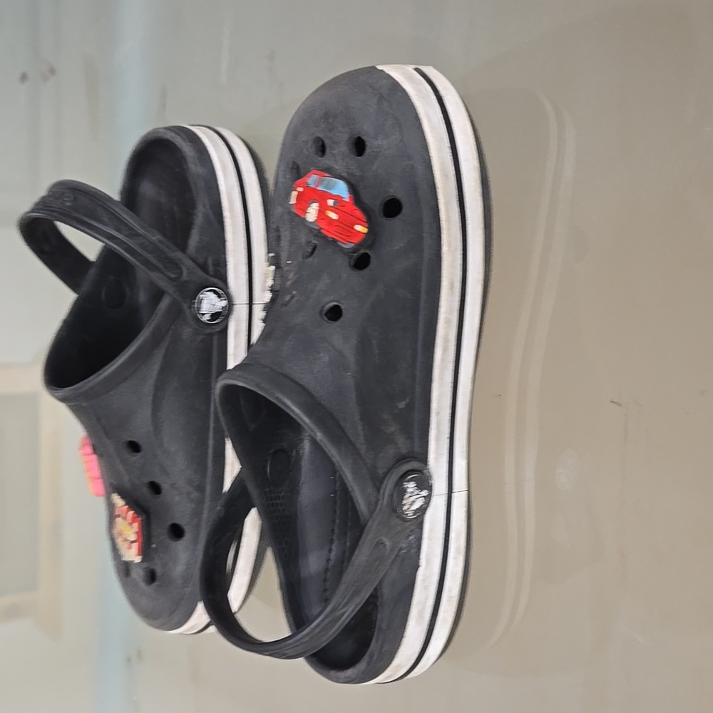 Crocs - Picture 4 of 13